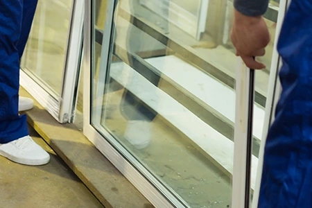 Commercial Glass Repair Technician in Cocoa, FL